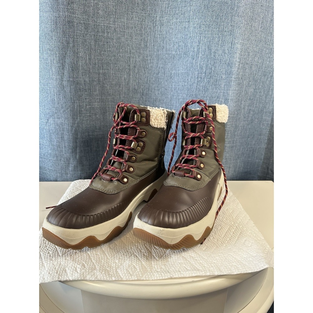 Sperry Women's Acadia Olive Winter Boots STS88854